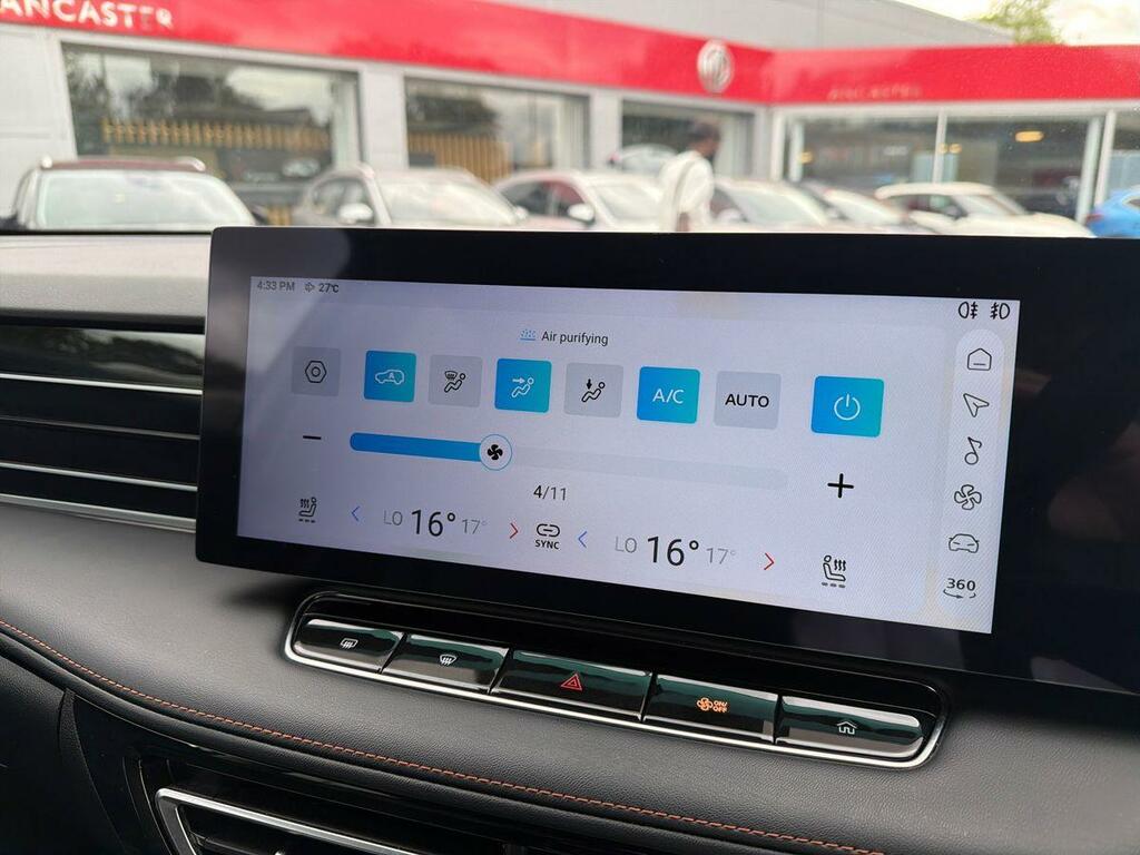 MG HS 1.5 T-gdi 24.7Kwh Trophy Suv Plug-in Hy Black #15