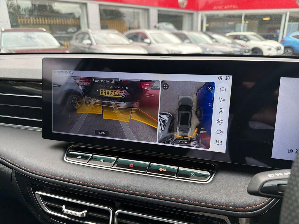 MG HS 1.5 T-gdi 24.7Kwh Trophy Suv Plug-in Hy Black #19