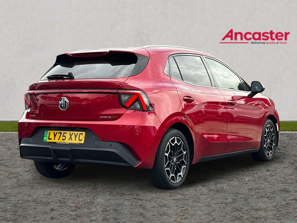 MG MG4 118Kw Premium Long Range 54Kwh Red #3
