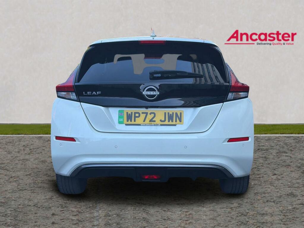 Nissan Leaf 110Kw N-connecta 39Kwh White #4