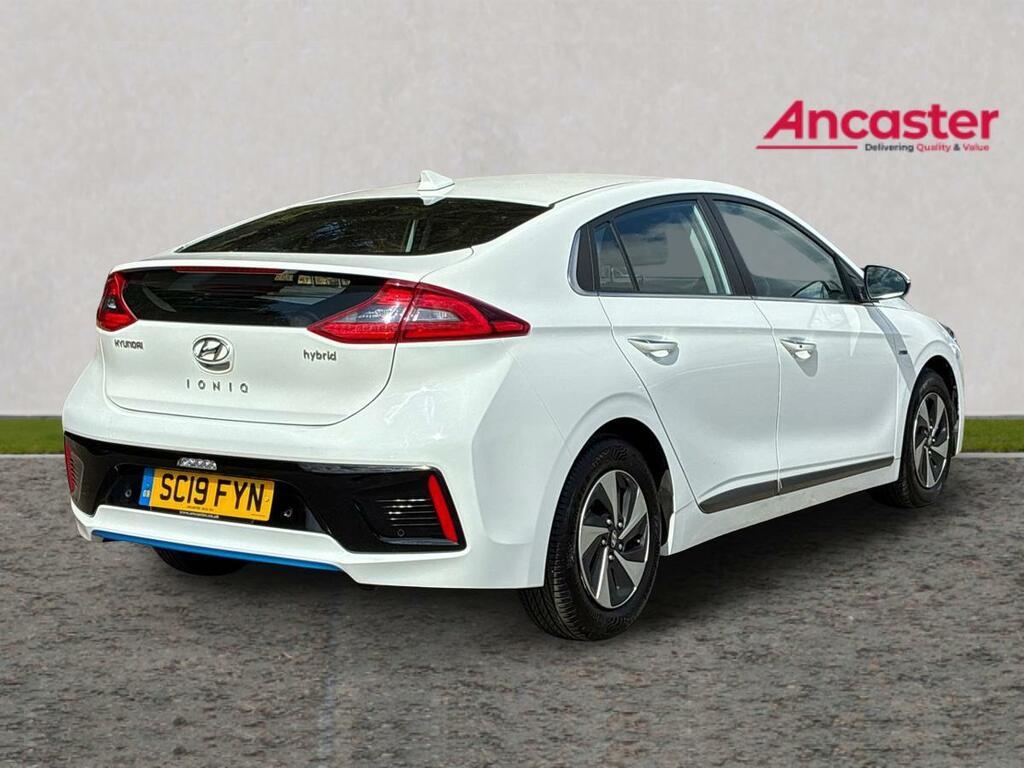 Hyundai Ioniq 1.6 Gdi Hybrid Premium Se Dct White #3