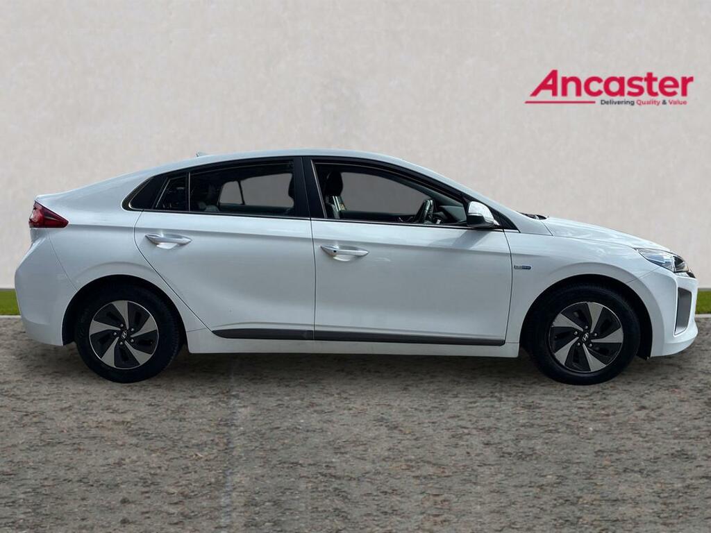 Hyundai Ioniq 1.6 Gdi Hybrid Premium Se Dct White #2