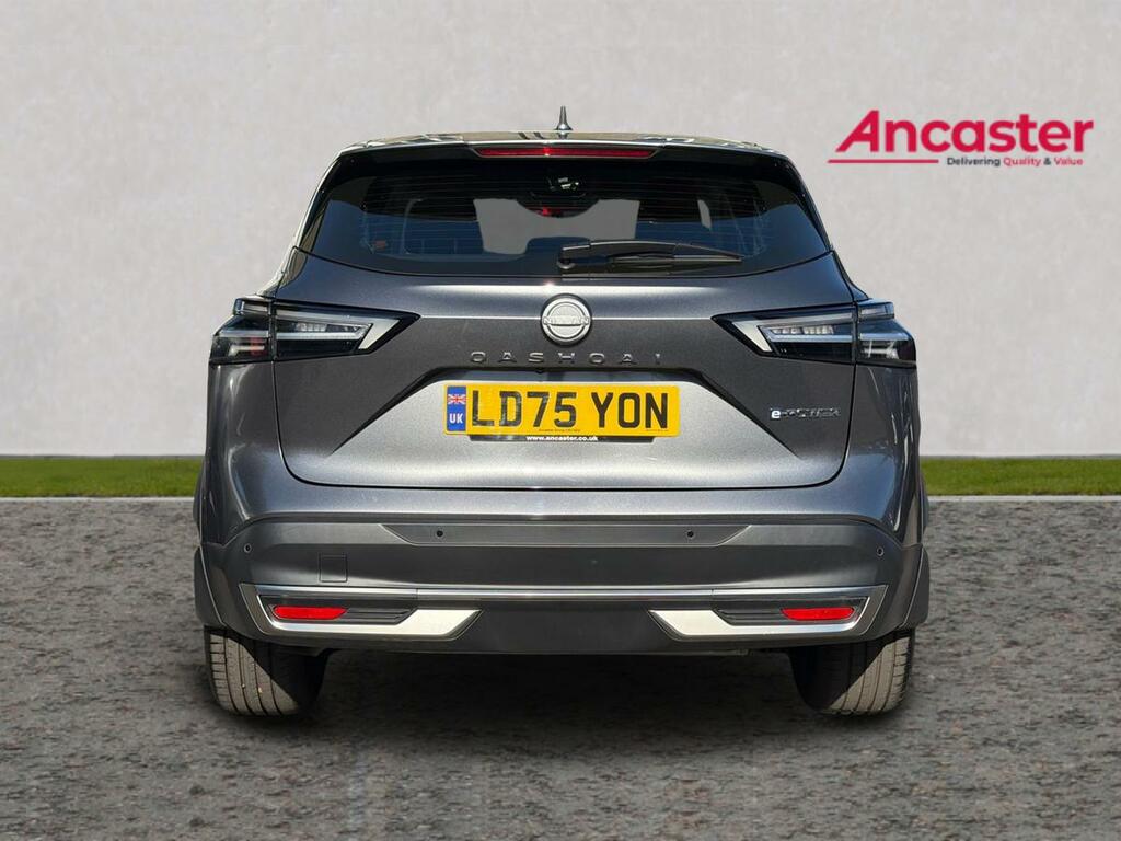 Nissan Qashqai 1.3 Dig-t Mh N-connecta Black #4