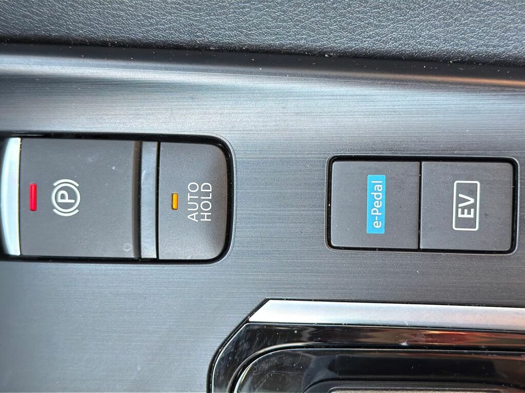 Nissan Qashqai 1.3 Dig-t Mh N-connecta Black #25
