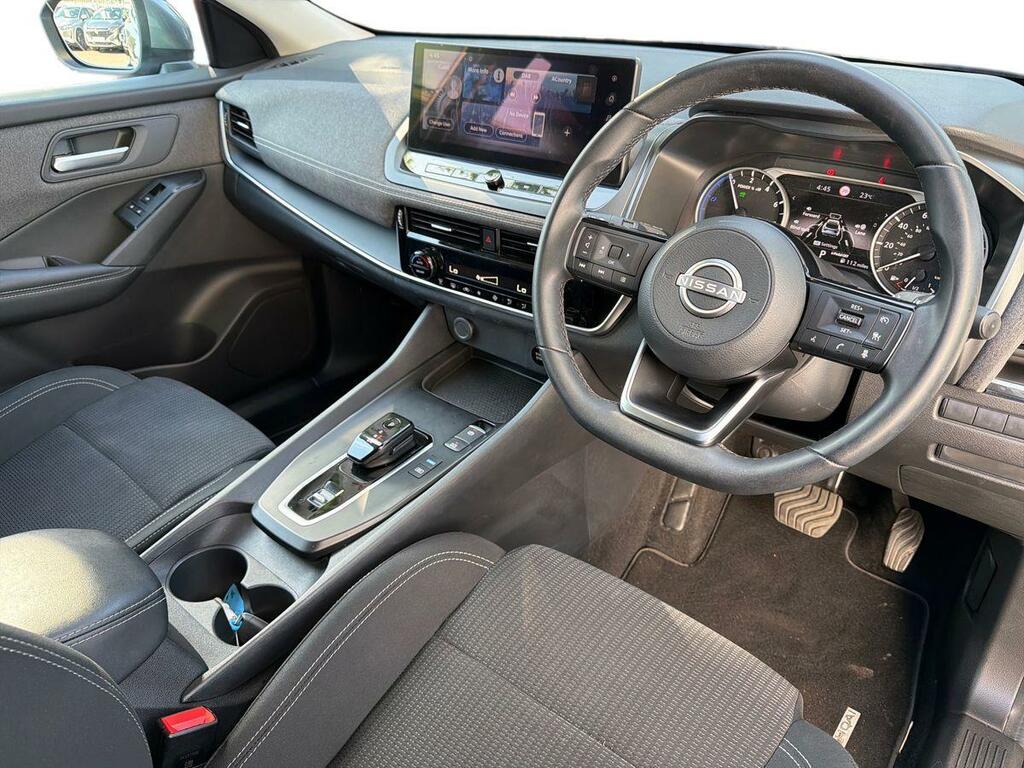 Nissan Qashqai 1.3 Dig-t Mh N-connecta Black #10