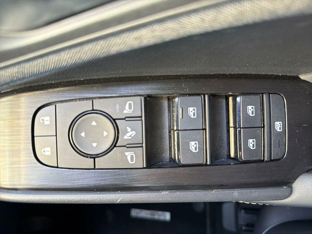 Nissan Qashqai 1.3 Dig-t Mh N-connecta Black #16