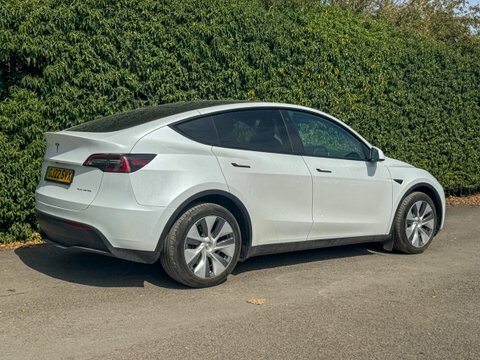 Tesla Model Y Dual Motor Long GJ22SVX White #4