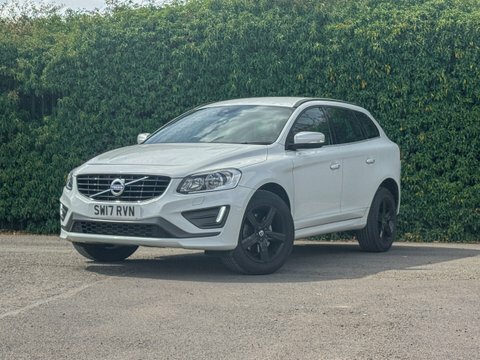 Volvo XC60 2.0 D4 R-design SW17RVN White #2