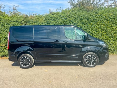 Ford Tourneo Custom Tourneo Custom 320 Black #4