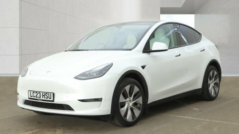 Tesla Model Y Dual Motor Long White