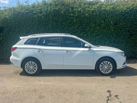 MG MG5 Mg5 Exclusive Ev White #4