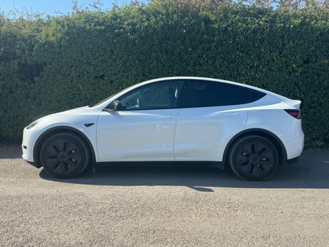 Tesla Model Y Long Range Suv BG74XNZ White #5