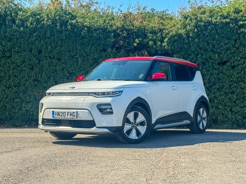 Kia Soul 64Kwh First Edition White
