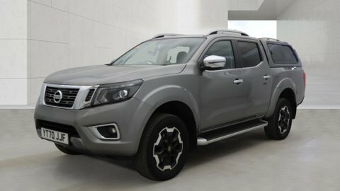 Nissan Navara Tekna Auto Grey
