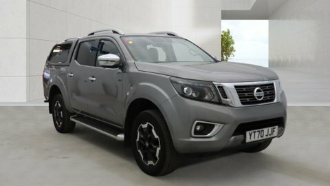Nissan Navara Tekna Auto Grey #2