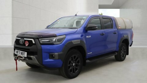 Toyota HILUX Invincible X Blue