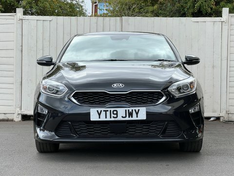 Kia Ceed 1.6 Crdi 3 Black #3