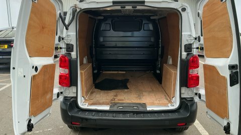 Vauxhall Vivaro Swb L1h1 Low White #5