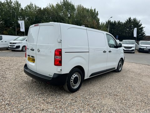 Vauxhall Vivaro Swb L1h1 Low OX73BBN White #5