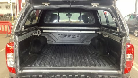 Nissan Navara Tekna Auto Grey #5
