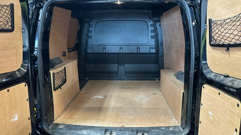 Volkswagen Caddy Swb L1h1 Black #5
