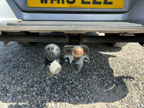 Mitsubishi L200 2.4 Di-d Dc Titan 4Wd Euro 6 16,482 Car Detail #20