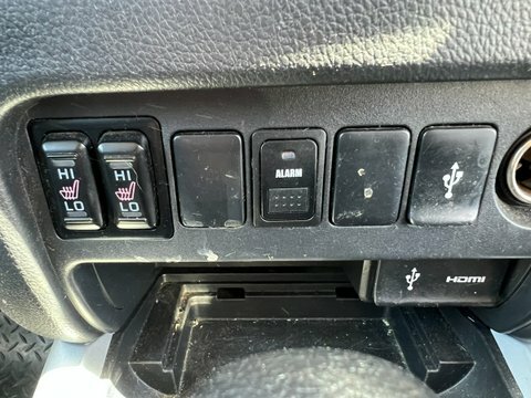 Mitsubishi L200 2.4 Di-d Dc Titan 4Wd Euro 6 16,482 Car Detail #30