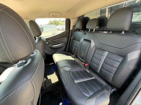 Mitsubishi L200 2.4 Di-d Dc Titan 4Wd Euro 6 16,482 Car Detail #22