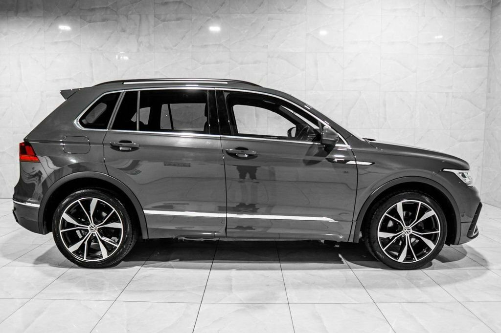 Volkswagen Tiguan 1.5L R-line DE71NWV Grey #3