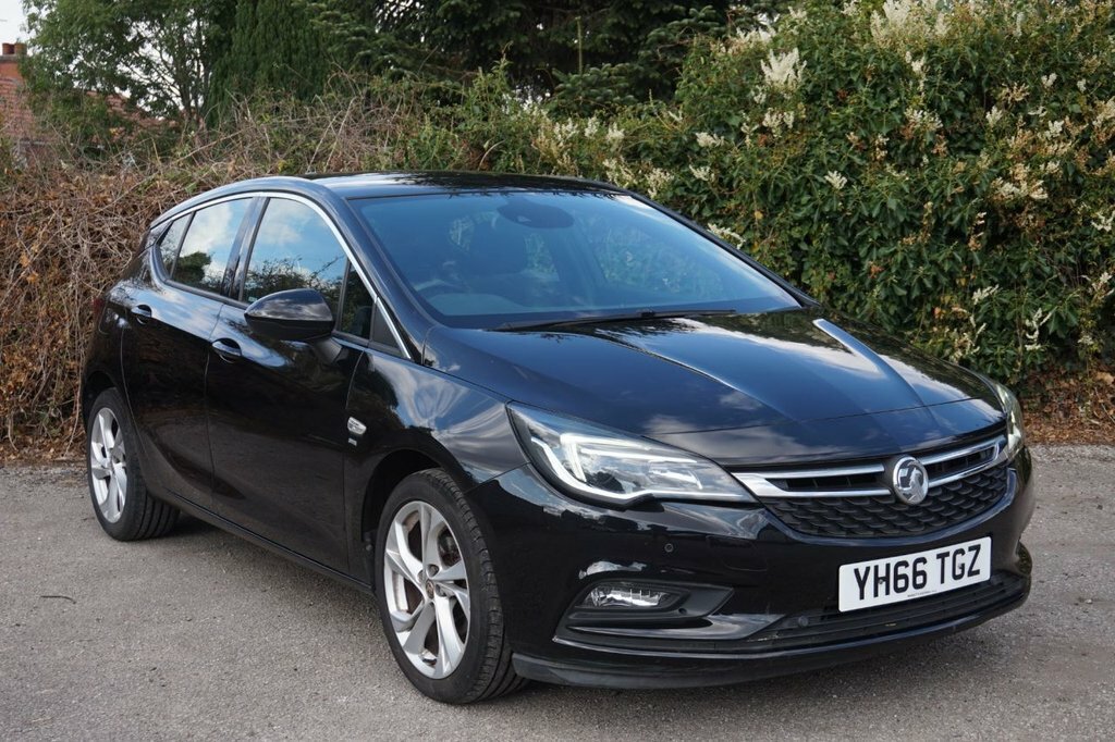 Vauxhall Astra 1.4L Sri Nav Black
