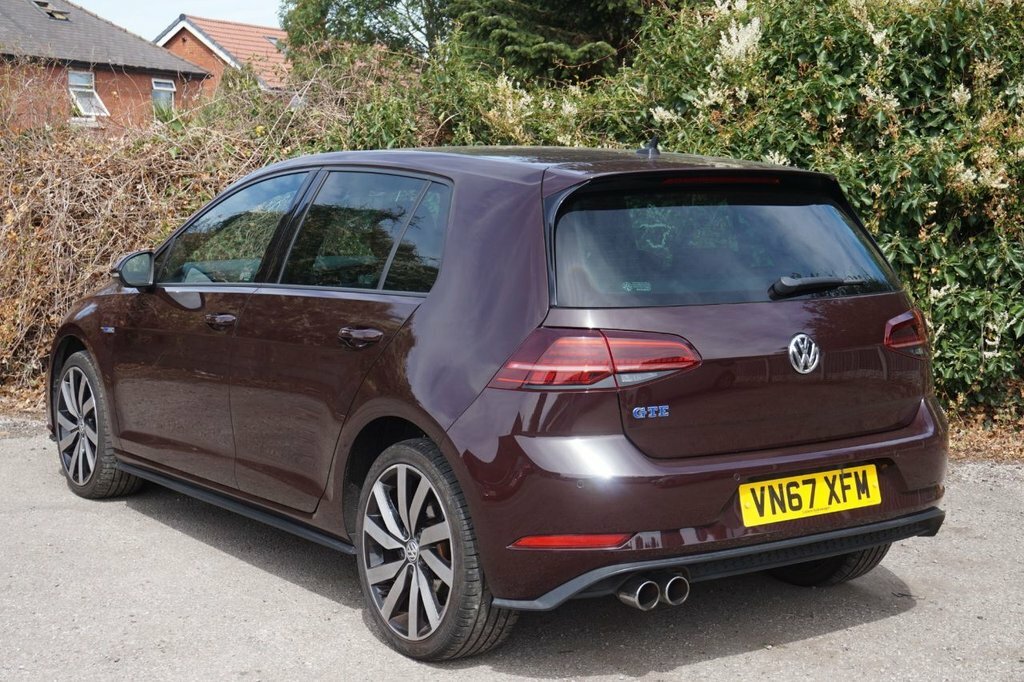 Volkswagen e-Golf Hatchback Black #3