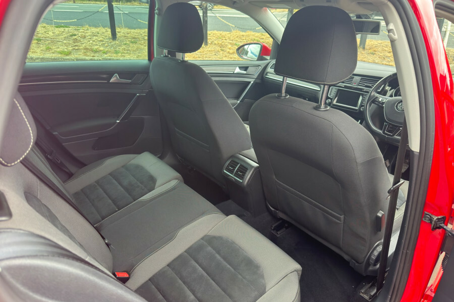 Volkswagen Golf 2.0 Tdi Gt 150Ps Dsg Estate Red #13