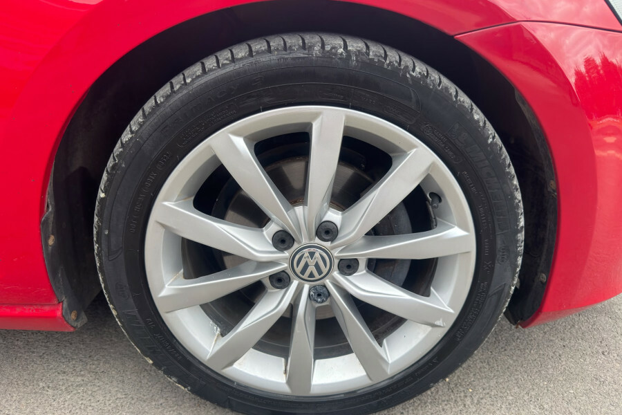 Volkswagen Golf 2.0 Tdi Gt 150Ps Dsg Estate Red #8