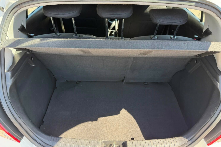 Hyundai I20 1.2 Classic Hatchback Euro 5 85 Black #15