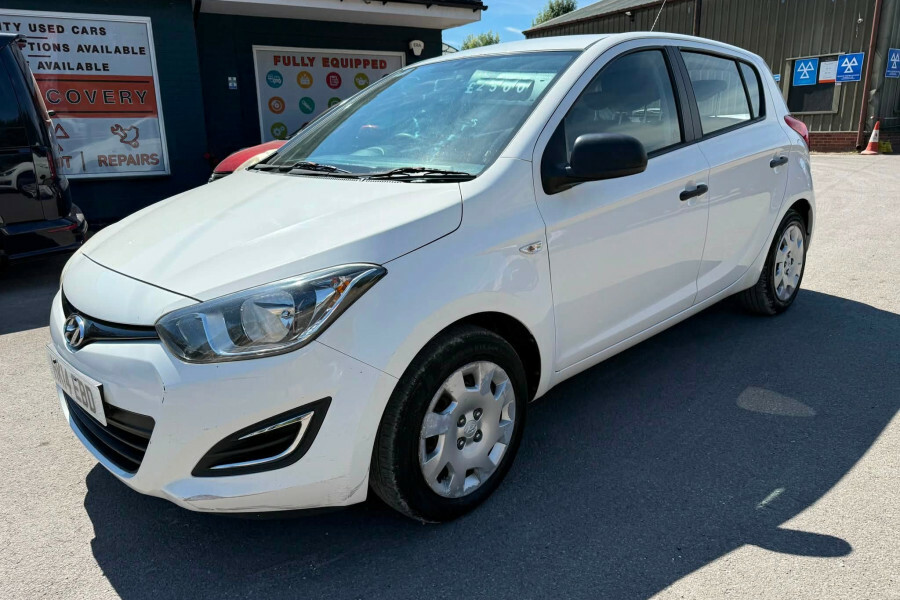 Hyundai I20 Hatchback White
