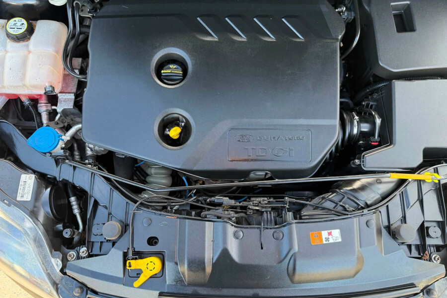 Ford Focus Zetec 1.0L Ecoboost Rear Sensors - Dab Radio Black #21