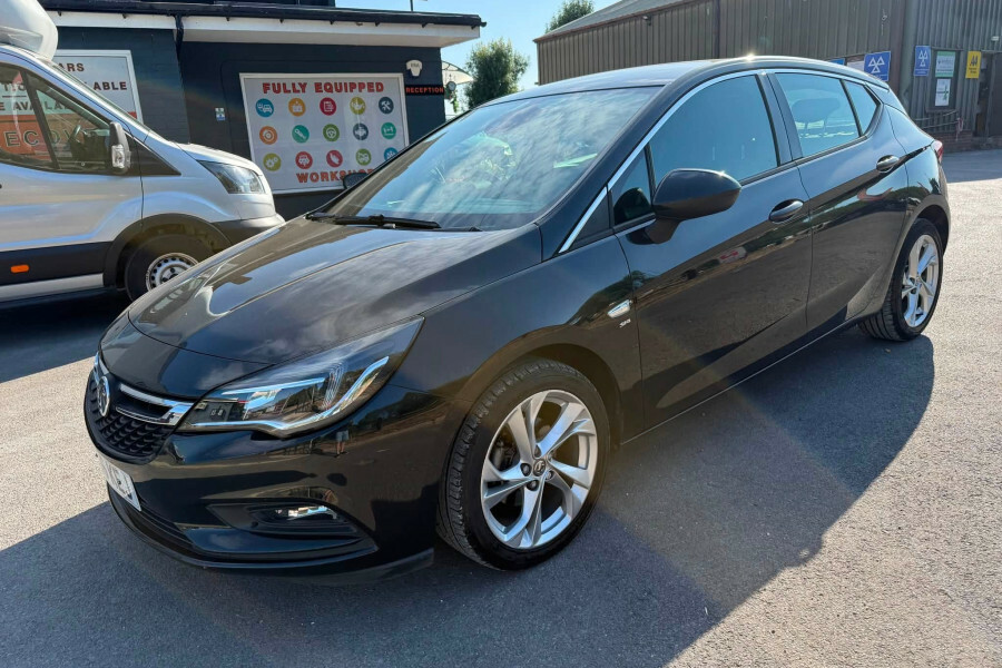Vauxhall Astra Hatchback Black