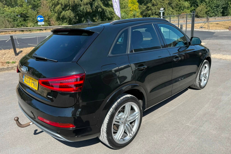 Audi Q3 Suv Black #5