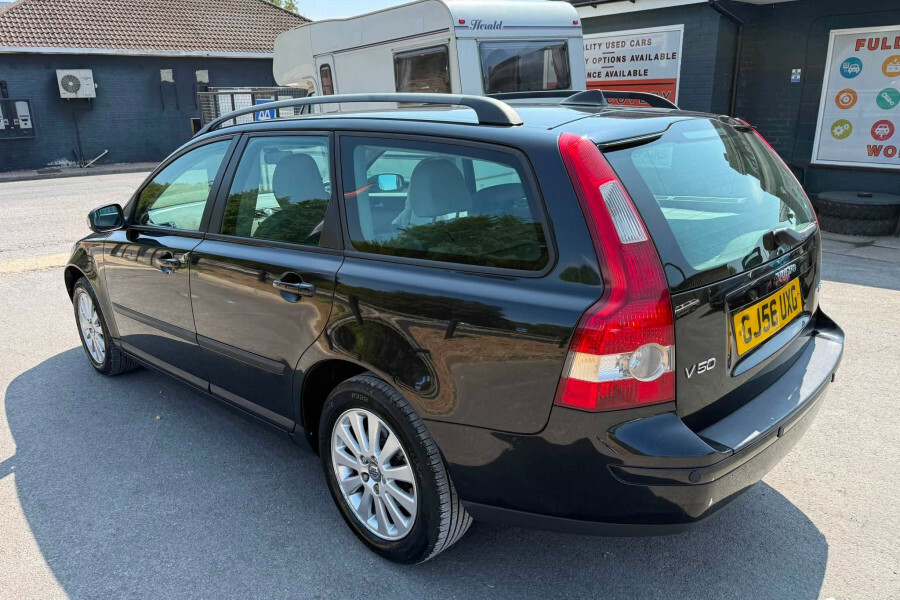 Volvo V50 Estate Black #3