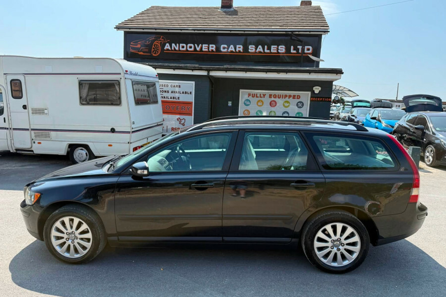 Volvo V50 Estate Black #2