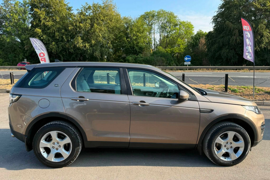 Land Rover Discovery Sport Suv Brown #6
