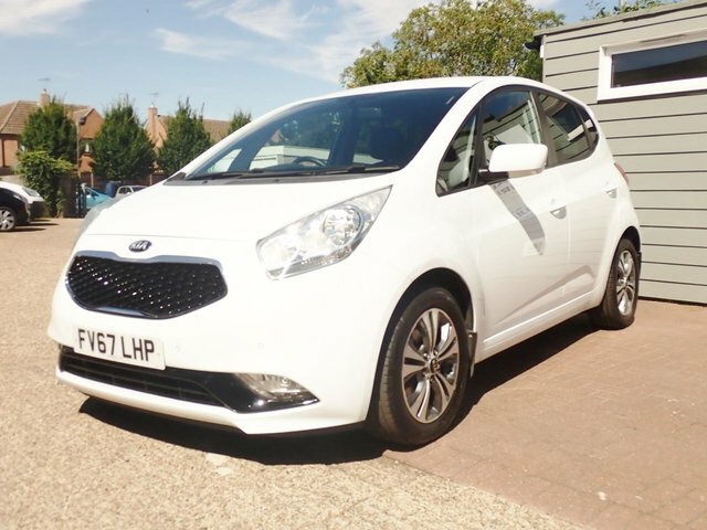 Kia Venga 1.6 3 Mpv White #3