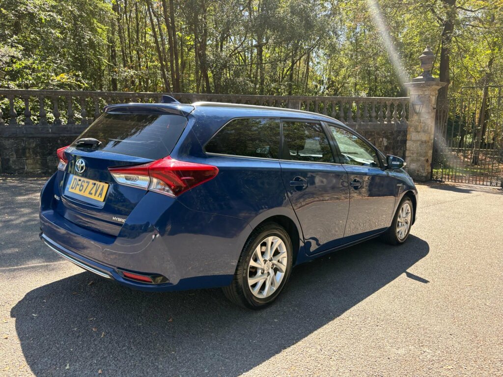 Toyota Auris 2018 1.8 Vvt-h Excel Hatchback Hybrid C Black #14