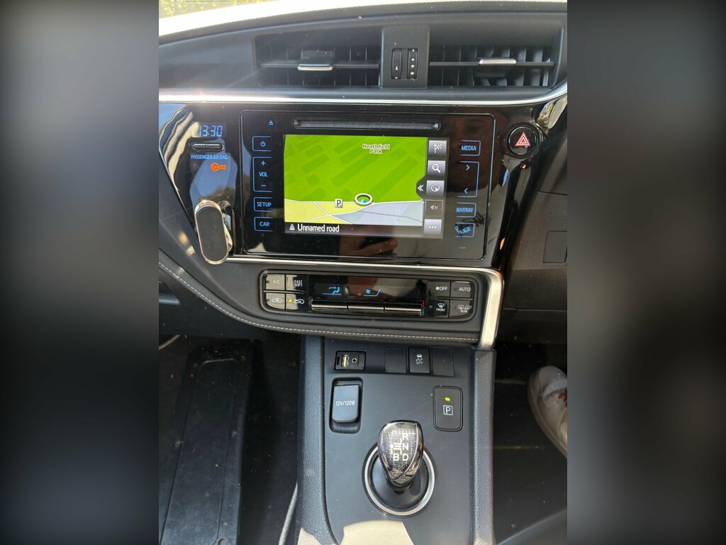 Toyota Auris 2018 1.8 Vvt-h Excel Hatchback Hybrid C Black #38