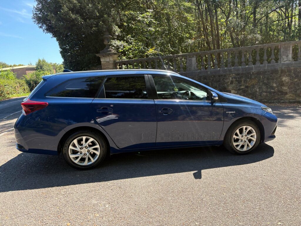 Toyota Auris 2018 1.8 Vvt-h Excel Hatchback Hybrid C Black #10