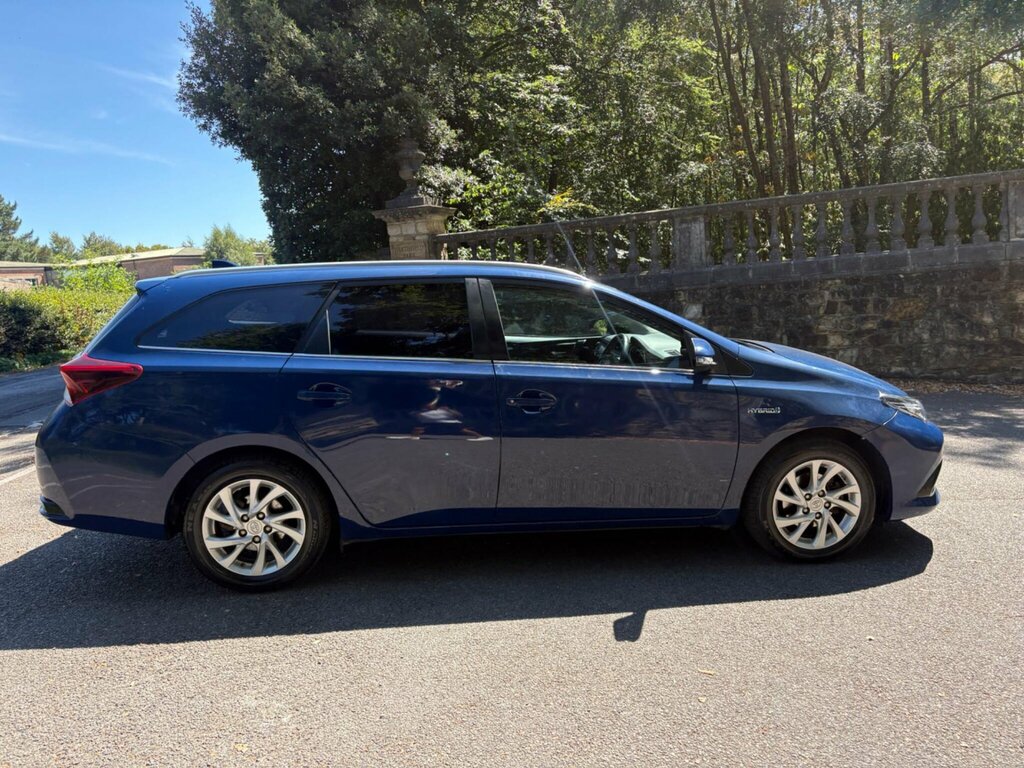 Toyota Auris 2018 1.8 Vvt-h Excel Hatchback Hybrid C Black #9