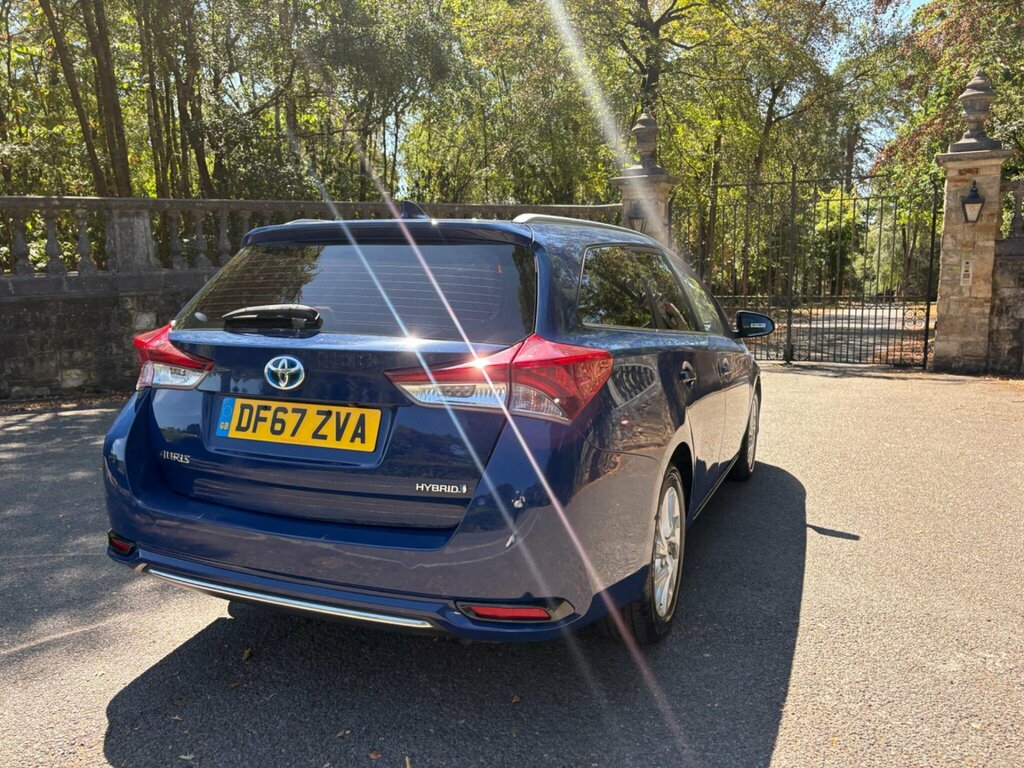 Toyota Auris 2018 1.8 Vvt-h Excel Hatchback Hybrid C Black #16