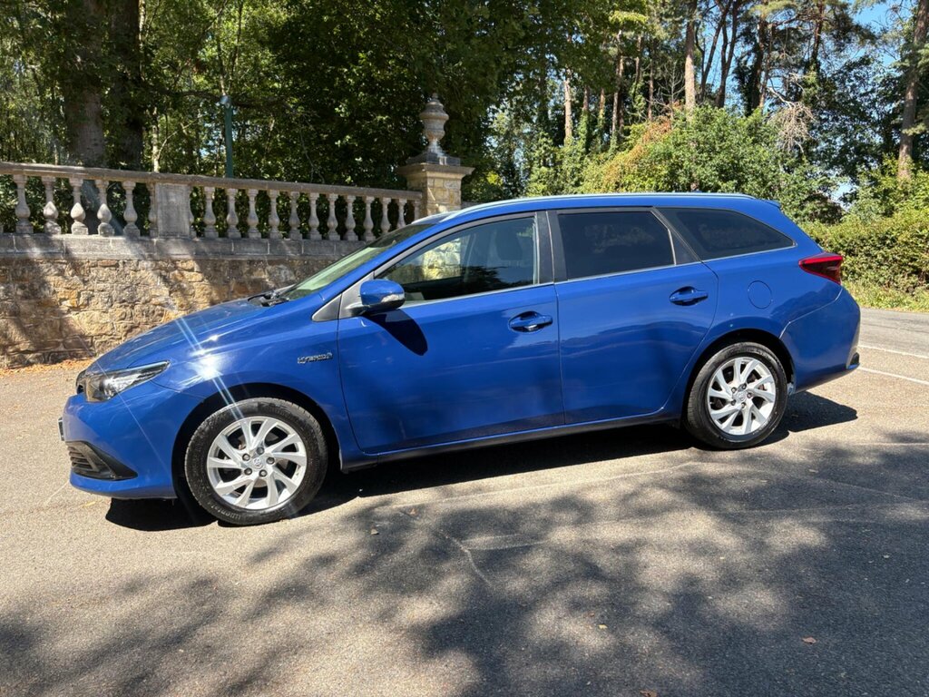 Toyota Auris 2018 1.8 Vvt-h Excel Hatchback Hybrid C Black #28