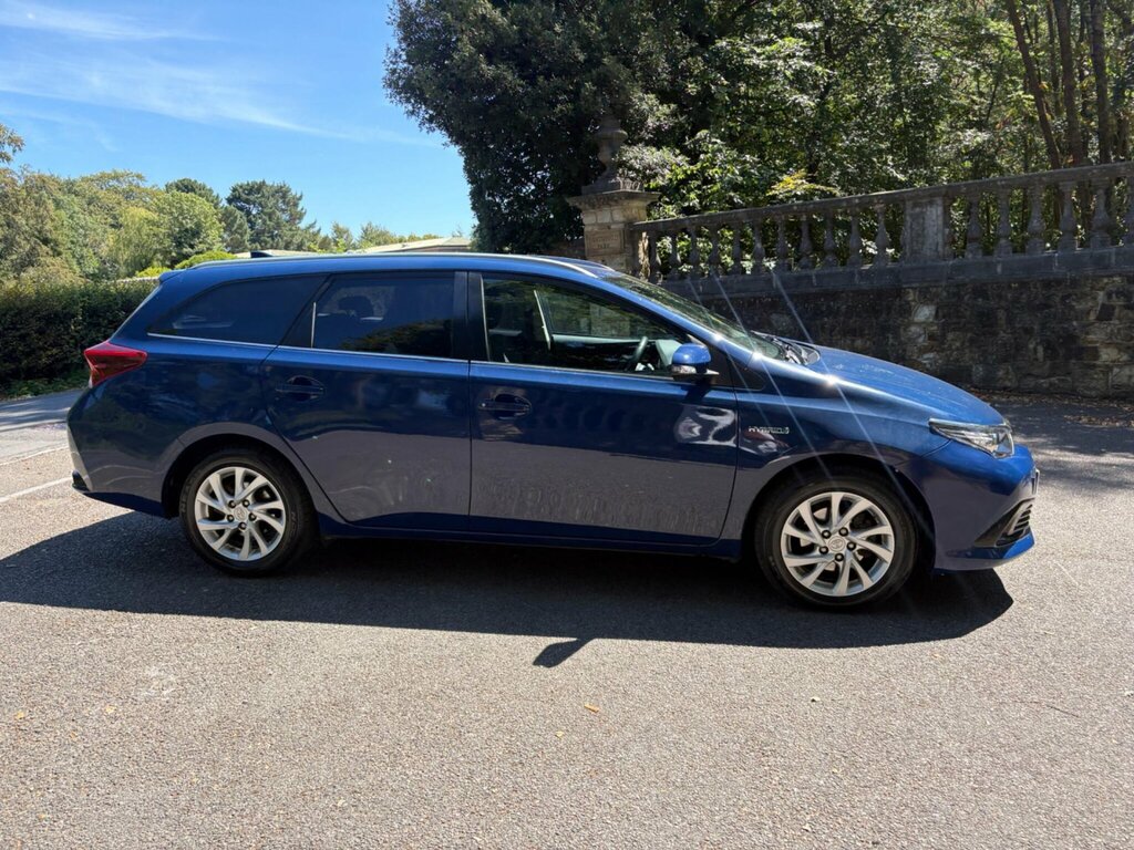 Toyota Auris 2018 1.8 Vvt-h Excel Hatchback Hybrid C Black #7