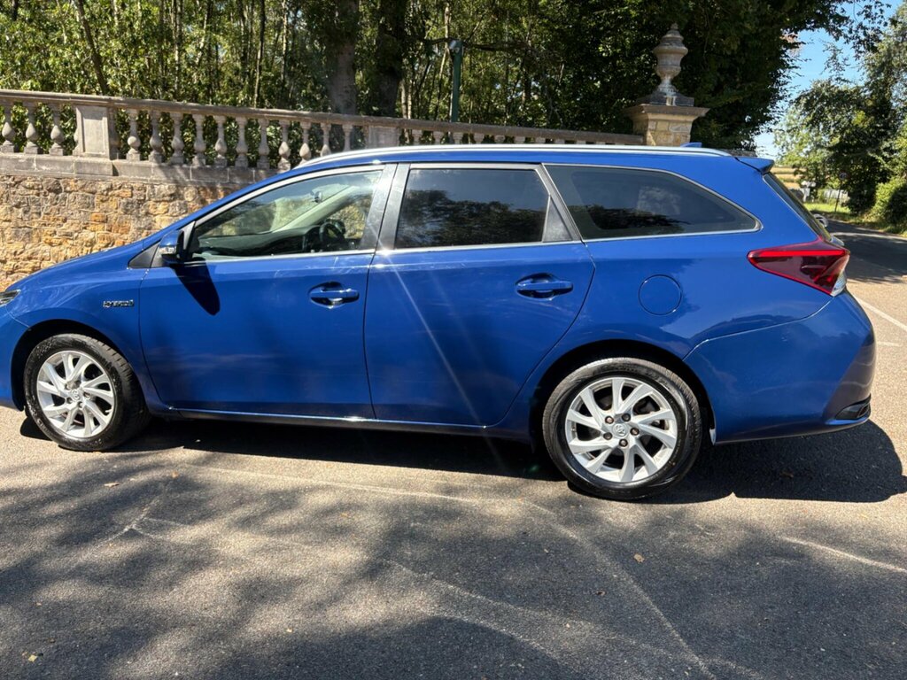Toyota Auris 2018 1.8 Vvt-h Excel Hatchback Hybrid C Black #24